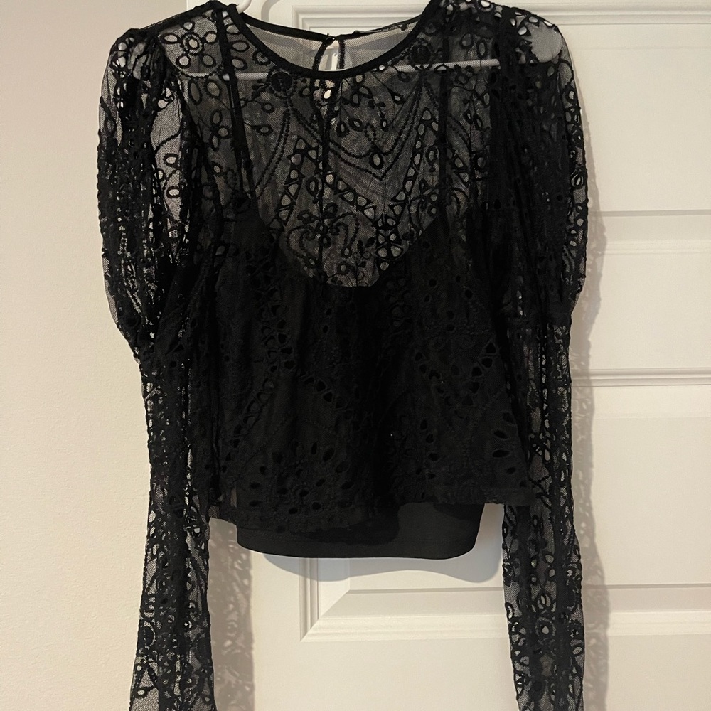 Black Zara Long sleeve mesh top!